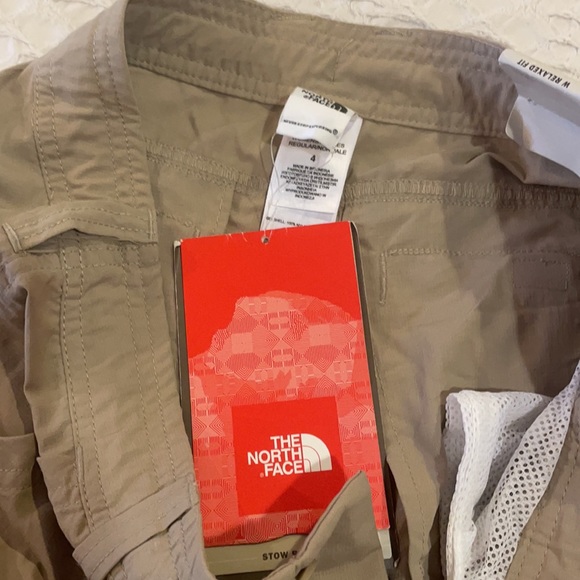 The North Face Relaxed Fit W Horizon Betty Capris in color Dune Beige - Picture 2 of 6
